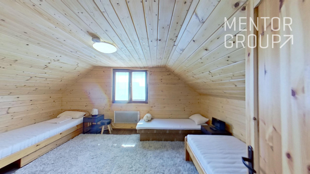 360° VR - ponúkame na predaj 3 izbovú chatu v záhradkárskej oblasti Žabí Majer