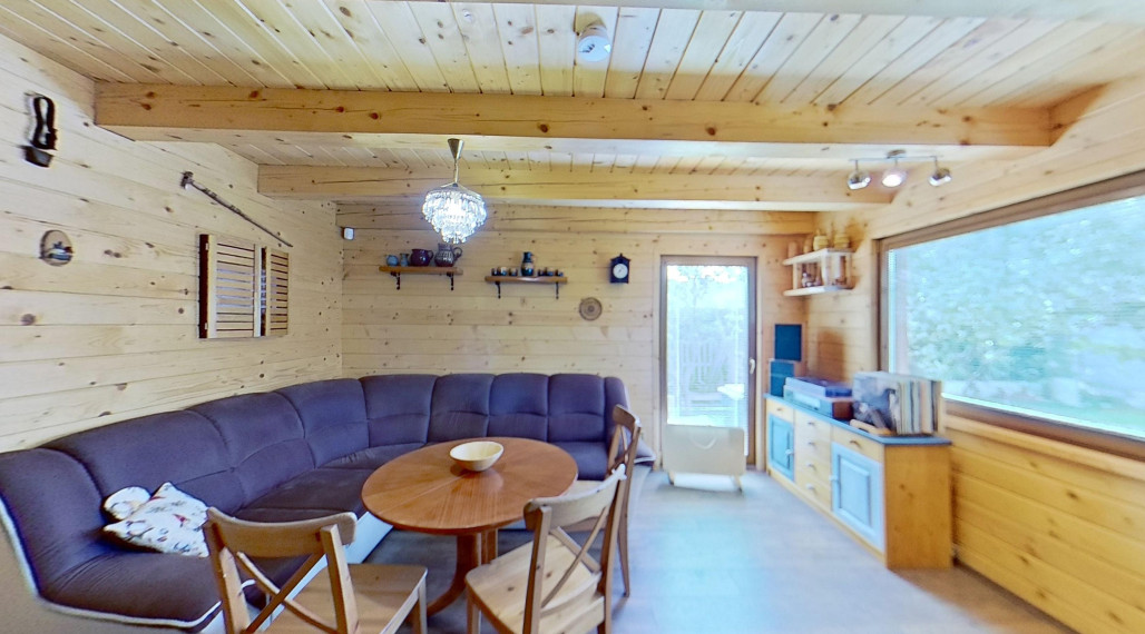 360° VR - ponúkame na predaj 3 izbovú chatu v záhradkárskej oblasti Žabí Majer