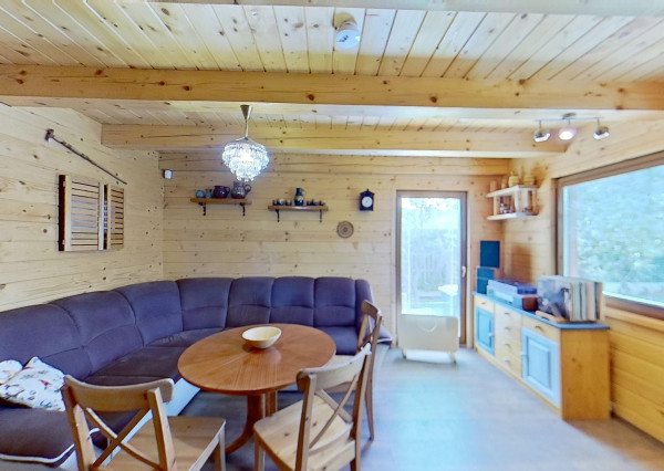 360° VR - ponúkame na predaj 3 izbovú chatu v záhradkárskej oblasti Žabí Majer